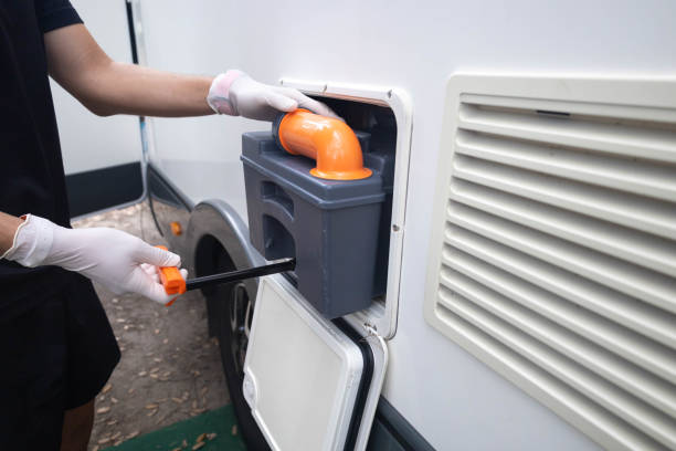 Porta potty delivery and setup